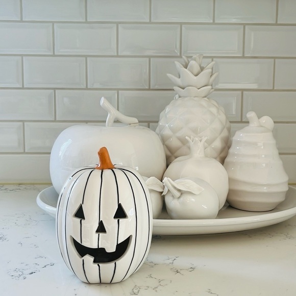 Target Bulleye’s Ceramic - Picture 3 of 14